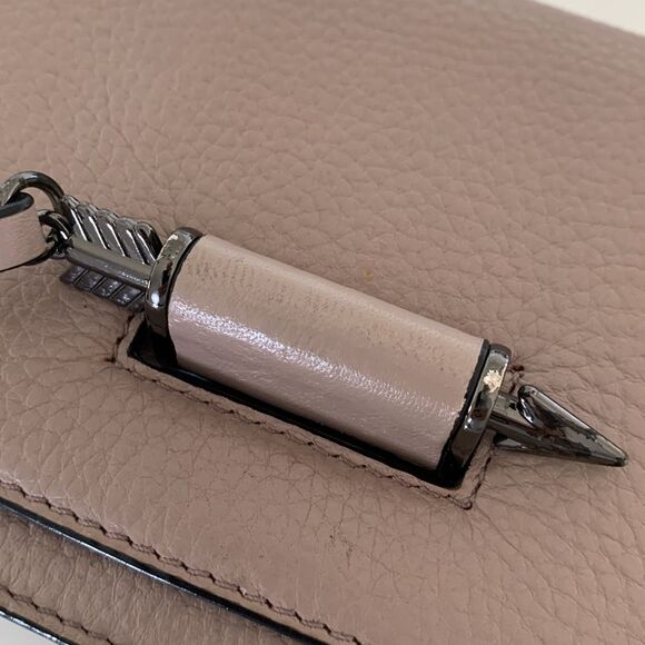 Mackage Zoey-C Leather Envelope clutch/crossbody with Gunmetal Chain Bag - Picture 3 of 12